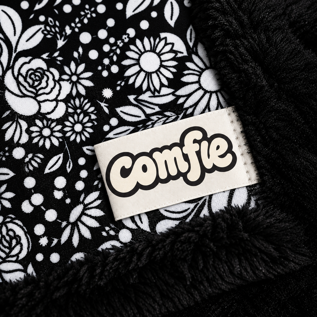 Colour-in blanket detail